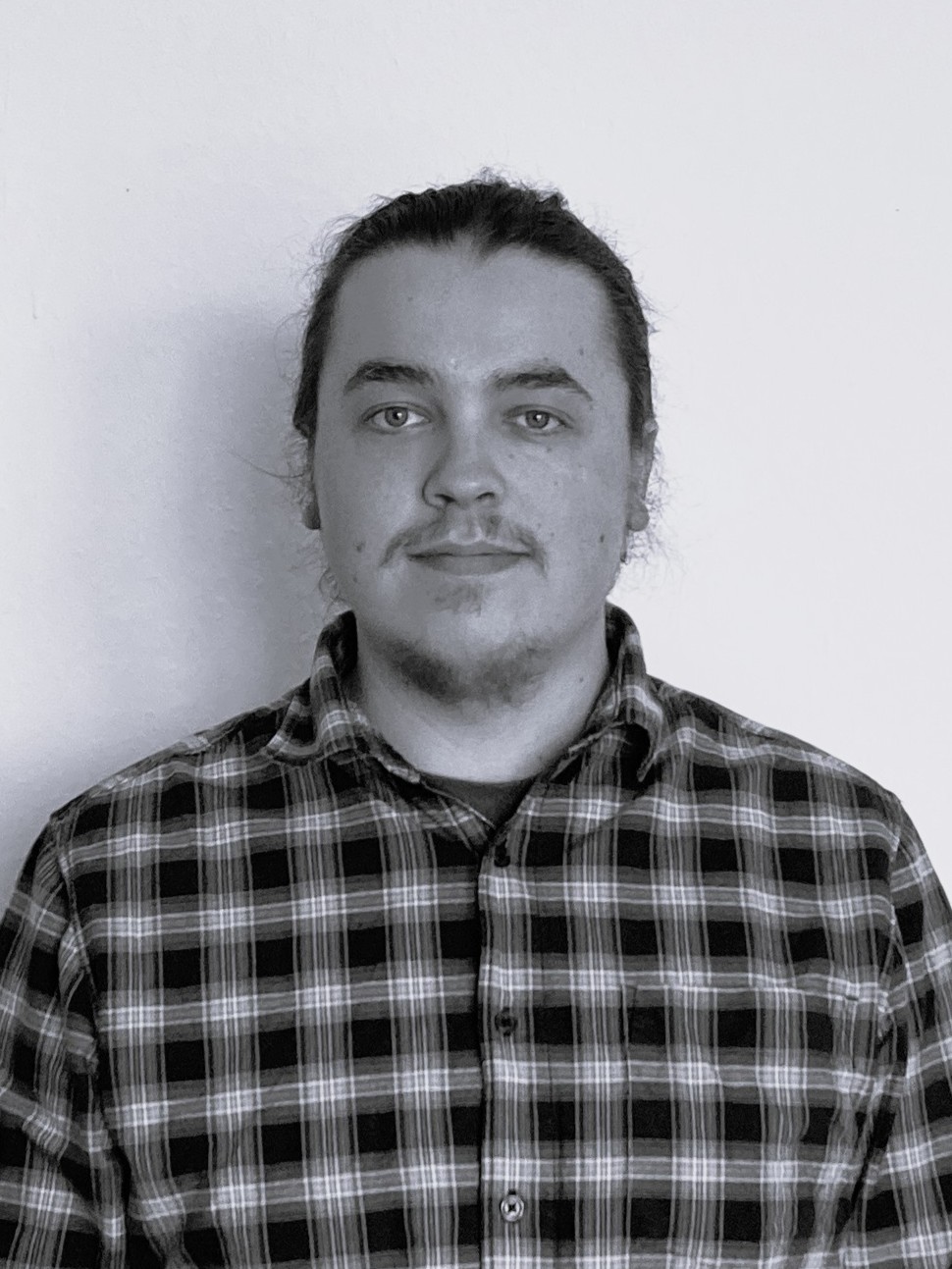 man's grey and black shirt